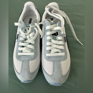 Puma women’s size 5